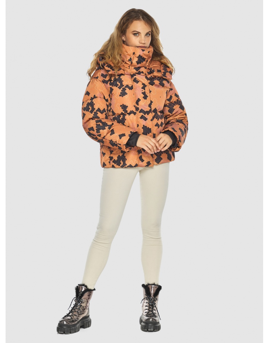 Осенняя куртка с рисунком женская фирменная 60085 фото 2